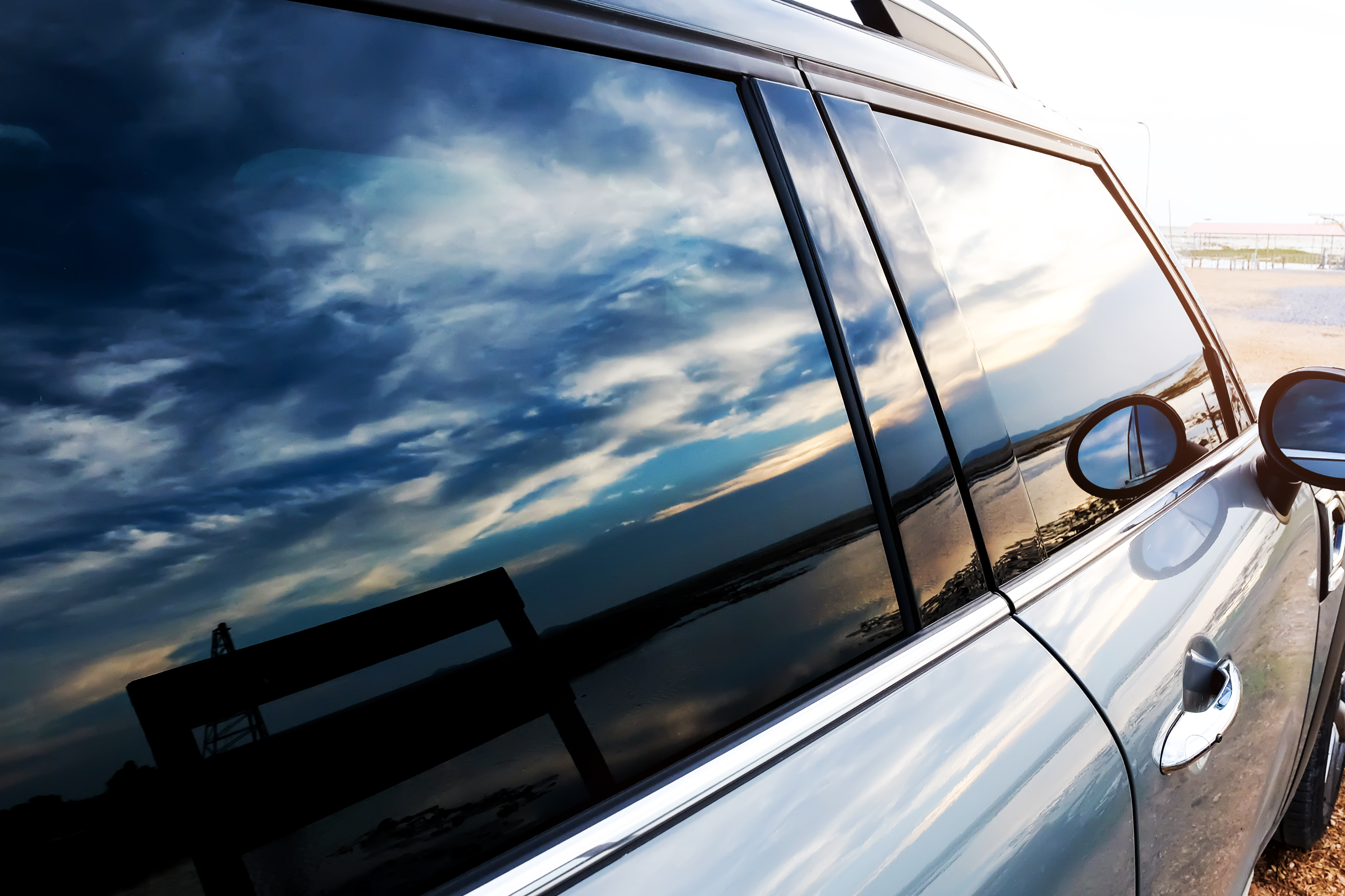 Car window. Тонированная машина. Тонировка заставка. Вся машина тонированная. Тонировка стекол автомобиля.